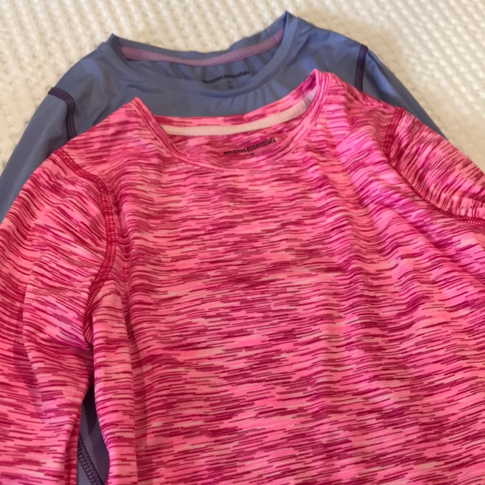 Amazon athletic tops